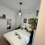 Oberkampf By Melvane 18 شقة باريس
